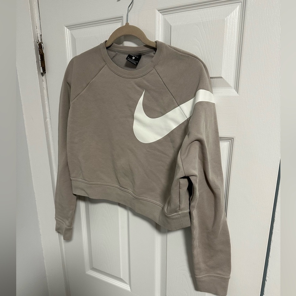 Nike Cropped Sweatshirt with Large Check in Tan/Beige